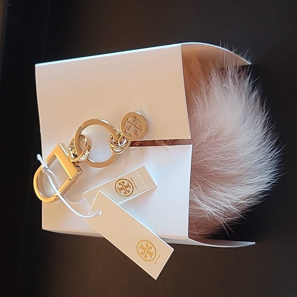 TORY BURCH Pom-pom Fur Bag Charm - Key chain